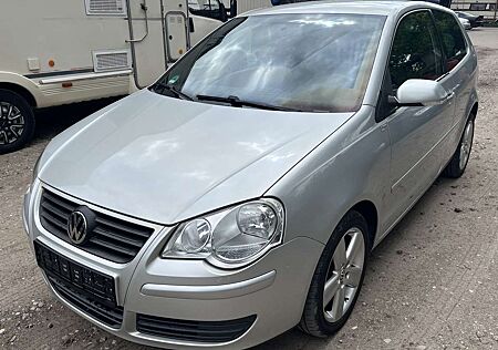 VW Polo Volkswagen IV 3-Türer 1.2 Silver Ed./TÜV 04.2026