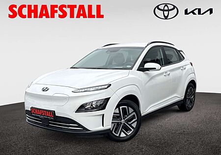 Hyundai Kona EV Select wenig KM Carplay Sitzheiz. Tempomat