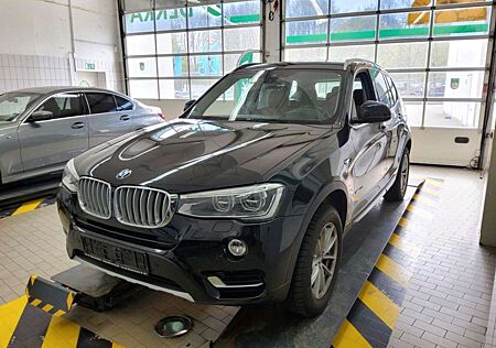 BMW X3 xD20d xLine aut. ~ LEDER ~ HUD ~AHK ~LED