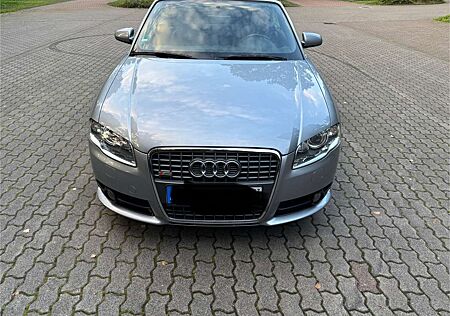 Audi A4 Cabriolet S-Line- Sport Plus, TÜV, XENON
