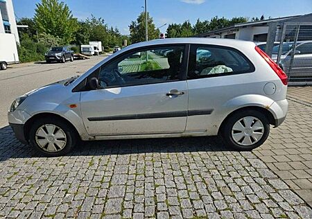 Ford Fiesta Basis - Kein TÜV -