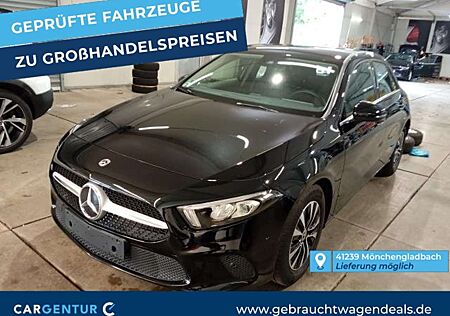 Mercedes-Benz A 180 d Lane Key Navi RKam LED AUT Park-Assist