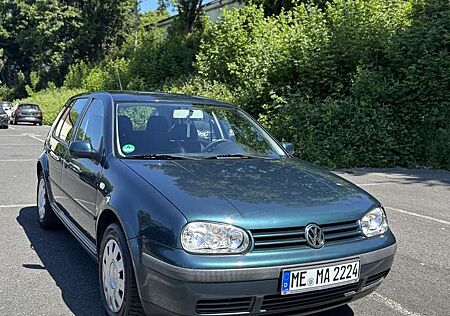 VW Golf Volkswagen 1.4