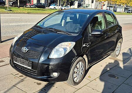 Toyota Yaris Sol