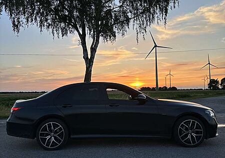 Mercedes-Benz E 300 9G-TRONIC AMG Line