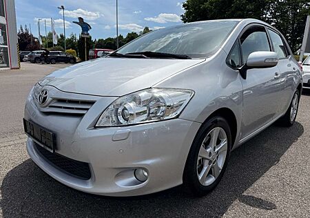 Toyota Auris Executive 1,6L 132PS Automatik Klima