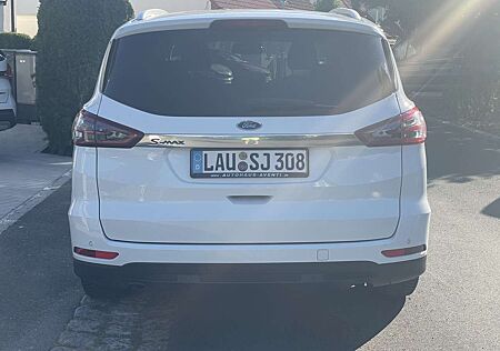 Ford S-Max 1.5 Eco Boost Start-Stopp Titanium