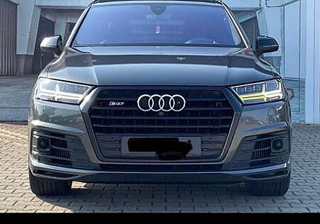 Audi SQ7 4.0 TDI quattro tiptronic
