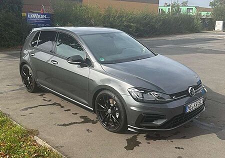 VW Golf Volkswagen VII 5-Türer R 4Motion DSG
