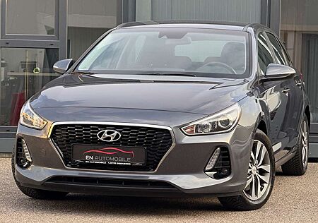 Hyundai i30 Trend|Kamera|PDC|AHK|SHZ|Spurh.|2.hd|50.000 km|
