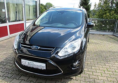 Ford Grand C-Max Titanium