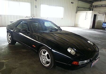 Porsche 928 GTS Scheckheft
