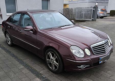 Mercedes-Benz E 200 Kompressor Avantgarde (211.041)