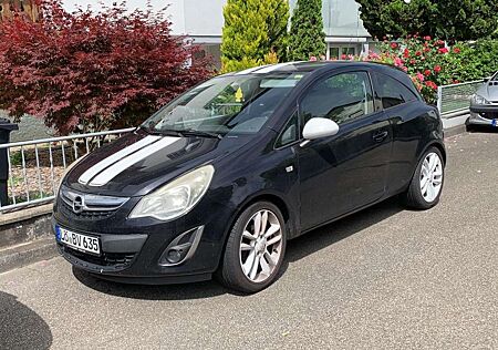 Opel Corsa 1.4 16V Color Stripes