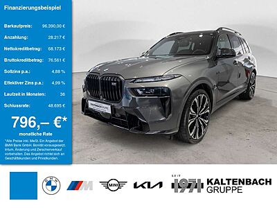 BMW X7 M 60i FACEL. PANO AHK HUD 360° LED STANDHZ