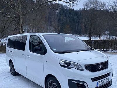 Peugeot Traveller Business VIP L3 Behindertenumbau