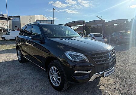 Mercedes-Benz ML 350 CDI BlueTec - NAVI - XENON - KAMERA -