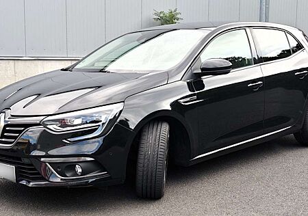 Renault Megane TCe 130 EDC BOSE + Premium Ausstattung+ WR