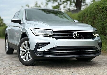 VW Tiguan Volkswagen Life*LED*1ERH*ACC*AHK*NAVI*KAM*