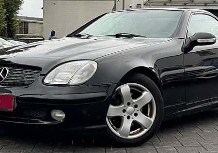 Mercedes-Benz SLK 230 Kompressor*KLIMA*SITZ-HZ*CABRIO*BOSE*TEMPO