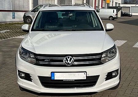 VW Tiguan Volkswagen 2.0 TDI DPF 4Motion AutomatikSport