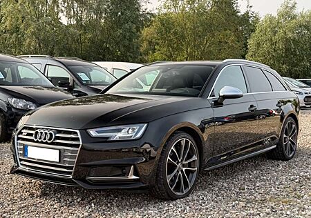 Audi S4 3.0 TFSI quattro Pano B&O Head Up Standheiz. MWST
