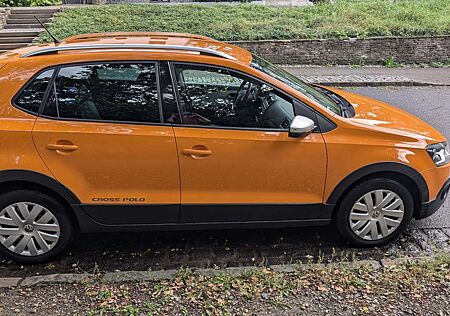 VW Polo Cross Volkswagen Cross Polo 6R 1,2 l, 51 kW (69 PS), T70, Erstzulassung 05/2012, TÜV 09/26