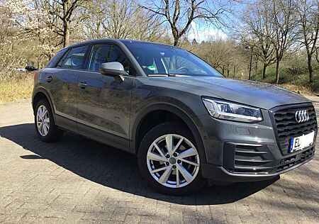 Audi Q2 35 TFSI S tronic design
