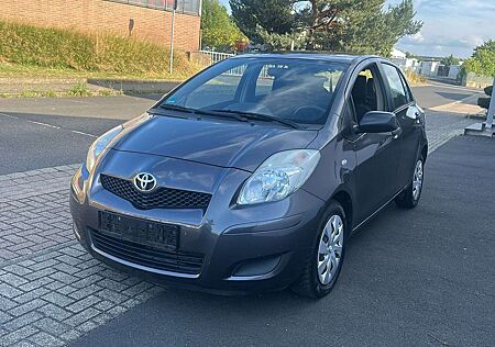 Toyota Yaris 1,33-VVT-i Cool, 6 Gang, Klima