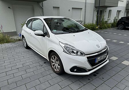 Peugeot 208 PureTech 82 Active