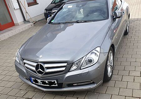 Mercedes-Benz E 220 CDI Cabrio BlueEFFICIENCY Automatik Elegance
