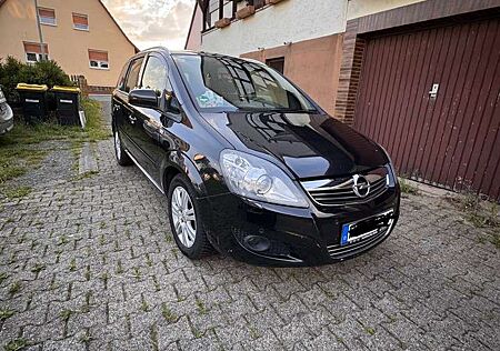 Opel Zafira 1.8 Design Edition