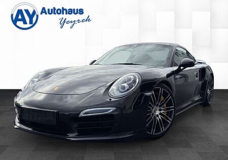 Porsche 911 Turbo S /PANO/ACC/BOSE/KERAMIK/AC-Sitze/