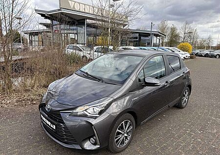 Toyota Yaris Hybrid Y20 Club SHZ Kamera M+S