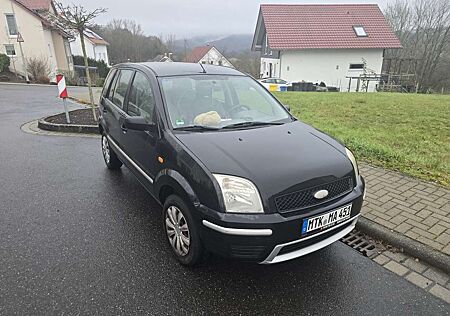 Ford Fusion 1.4 +