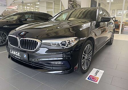 BMW 520 d xDrive Sport Line AHK Standheizung Hifi RFK