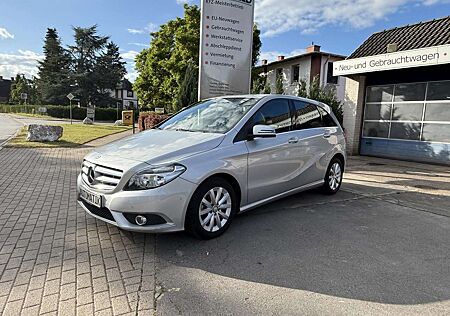 Mercedes-Benz B 180 BlueEff.-DCT-Navi.-Klima-Sitzhzg.-PDC v/h-Licht...