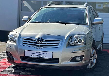 Toyota Avensis Kombi 2.0 Edition TÜV /NEU