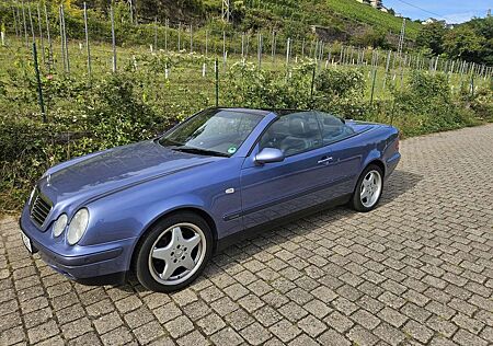 Mercedes-Benz CLK 320 CLK Cabrio 320 Elegance