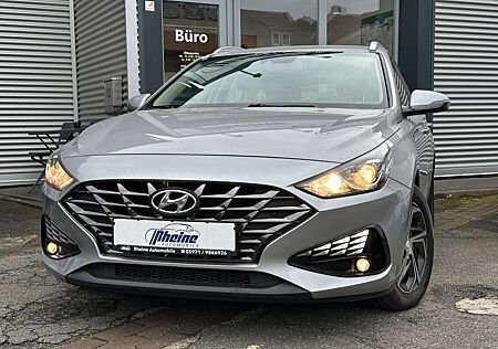 Hyundai i30 cw Trend*PDC*SHZ*AHK*SPUR*MFKL*MwSt*TOP*
