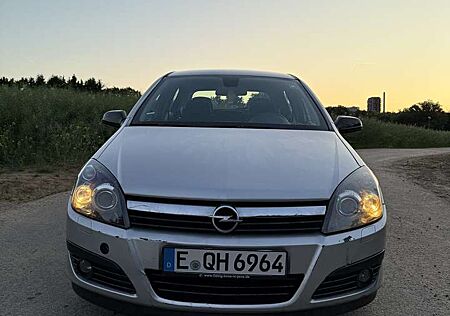 Opel Astra Edition