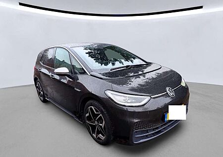 VW ID.3 Volkswagen Pro Performance 150 kW 1st Plus LED, CAM, Virtual,