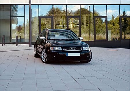 Audi RS4 Quattro 2.7 V6 Bi-Turbo, DE, lückenlose Historie