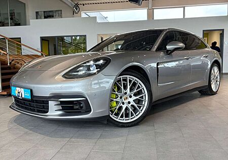 Porsche Panamera Sport Turismo 4 E-Hybrid,Klappenauspuff