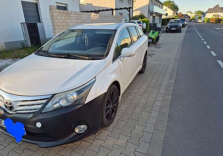 Toyota Avensis Edition