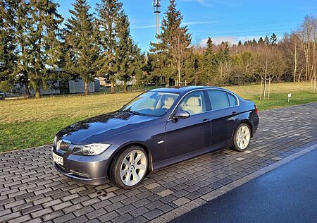BMW 330i 330