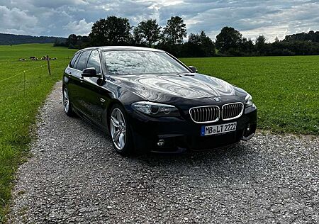 BMW 525d 525 xDrive Touring Sport-Aut.