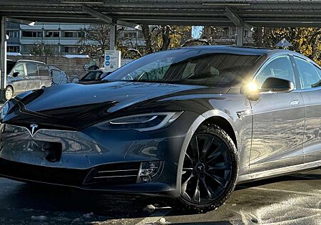 Tesla Model S Maximale Reichweite