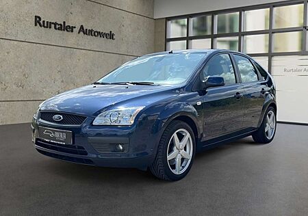 Ford Focus Lim. Sport *KLIMAAUT.*SHZ*PDC*AHK*AUX*TÜV*