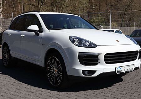 Porsche Cayenne Diesel 3.0 TDI Platinum Edition/Panorama
